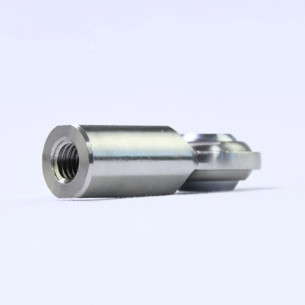 SCF-Rod-End-Silver-Perspective-View