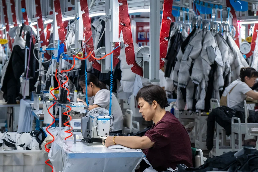 智能工厂自动化与机器人重新定义生产车间——每周工业新闻来源配图